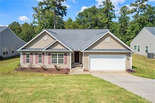1921 Roxey Ln, Winder, GA 30680