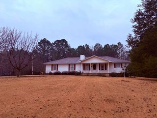 489 County Road 421, Killen, AL 35645
