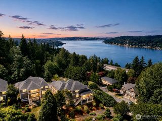 11022 SE 61st Place, Bellevue, WA 98006