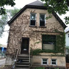 2531 N  Artesian Ave, Chicago, IL 60647