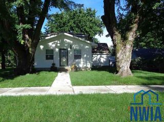 125 S  Mill St, Newell, IA 50568