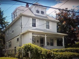 28 Coolidge Ave, Yonkers, NY 10701