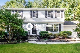 1607 Whites Mill Rd, High Point, NC 27265