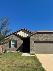 720 Juniper St, Anna, TX 75409