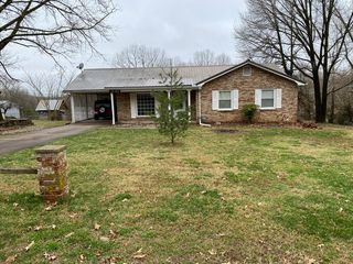 610 Iris Ave, Crane, MO 65633