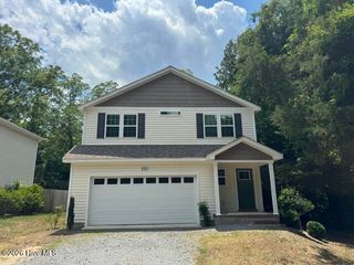 1050 W  Indiana Ave, Southern Pines, NC 28387