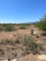W  Euclid #12, Pearce, AZ 85625