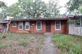 4605 Ken Knight Dr N, Jacksonville, FL 32209