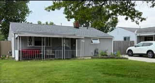 6447 Sandfield Dr, Brookpark, OH 44142