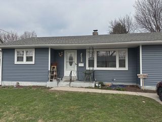 2802 W  33rd St, Erie, PA 16506