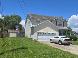 1224 Shorehaven Dr, Clarksville, TN 37042