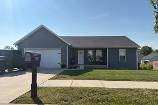 686 E  Jessica St, Ellettsville, IN 47429