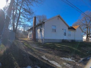 1160 Lambert St #1, Niles, MI 49120