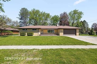 476 Wilson St, Hemlock, MI 48626