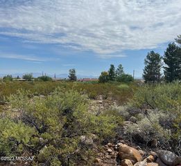 S  Pueblo Dr, Safford, AZ 85546