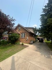 408 Clifford Ave, Loves Park, IL 61111
