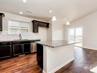 7865 E  Bunker Hill St, Nampa, ID 83687