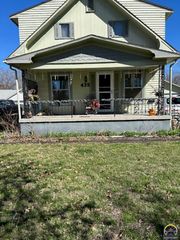 438 NE Ohio Ave, Topeka, KS 66616