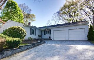 8 Croydon Avenue, Ronkonkoma, NY 11779