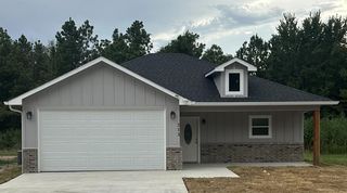 213 Hemlock Rd, Lufkin, TX 75901