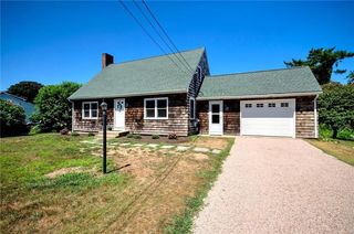 27 Sunset Dr, Charlestown, RI 02813