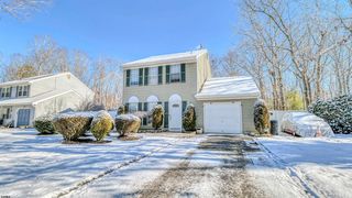 151 Concord Ter, Absecon, NJ 08205