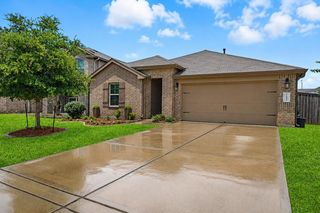 5602 Pleasant Falls Dr, Richmond, TX 77407