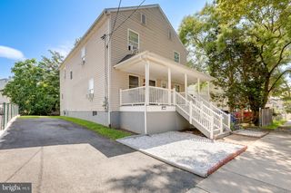 14 Race St, Trenton, NJ 08618