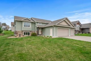 2123 Greenwood Valley Dr, River Falls, WI 54022