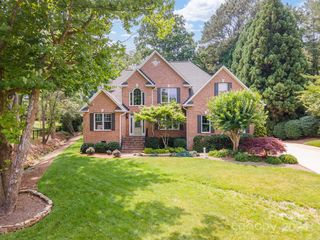 3515 4th Street Blvd NW, Hickory, NC 28601