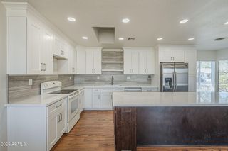 740 W POSADA Avenue, Mesa, AZ 85210