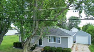 242 N  Center St, Waldo, OH 43356