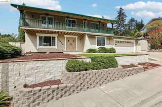 2636 Tamalpais Dr, Pinole, CA 94564