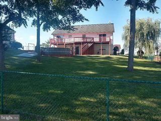 356 Oak Lee Dr, Ranson, WV 25438