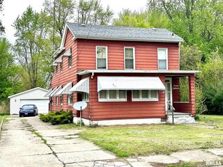 718 E  Douglas Ave, Jacksonville, IL 62650