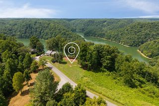 Opal Point Dr, Smithville, TN 37166