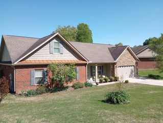 357 Peachtree Cir, Ringgold, GA 30736