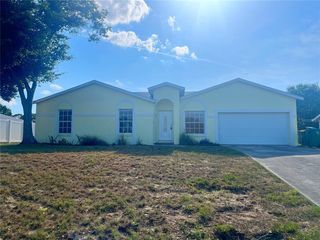 1004 Edmund Ave, Dundee, FL 33838