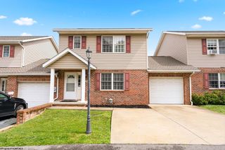 163 Meadow Ridge Dr, Morgantown, WV 26505