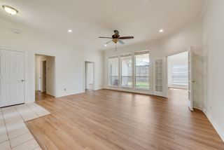 721 Herman Dr, Hurst, TX 76054