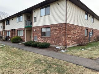55 Thompson St #14D, East Haven, CT 06513