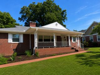 469 Circle Dr, Abingdon, VA 24210