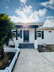 2114 Dahlgreen Ave, San Antonio, TX 78237