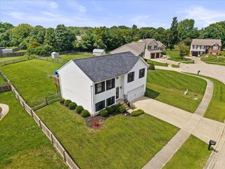 4261 Tranquility Ct, Batavia, OH 45103