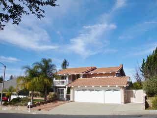 893 Lindawood St, Thousand Oaks, CA 91320