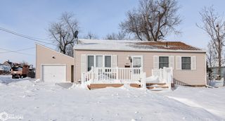 205 S  8th Ave, Marshalltown, IA 50158