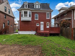 14 Parkland Pl #2, Saint Louis, MO 63112