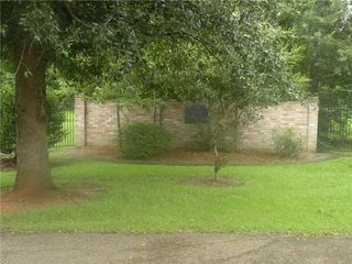 NW Railroad Ave, Ponchatoula, LA 70454