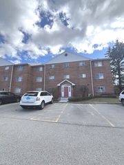 7875 N  Caldwell Ave #302, Niles, IL 60714