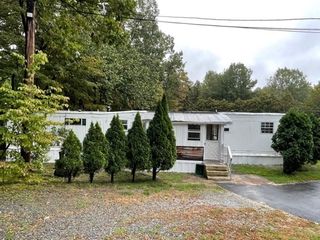 11 E  Kittredge Rd, Shirley, MA 01464